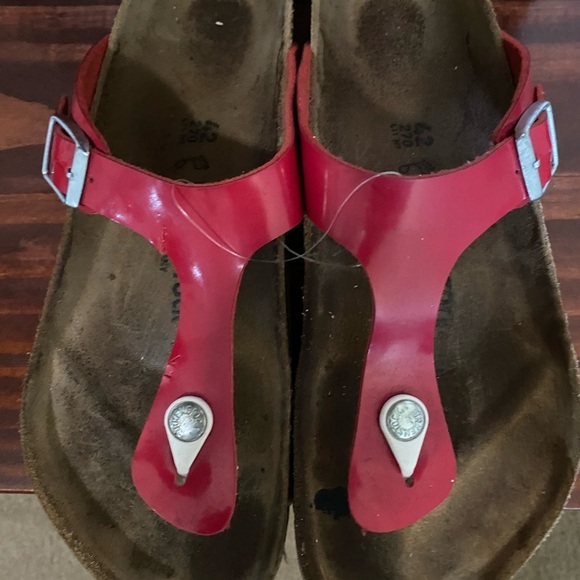 BIRKENSTOCK GIZEH 2025 TANGO RED PATENT Birko Flor T Strap Thong Sandal Sz 42/11 - Picture 3 of 11